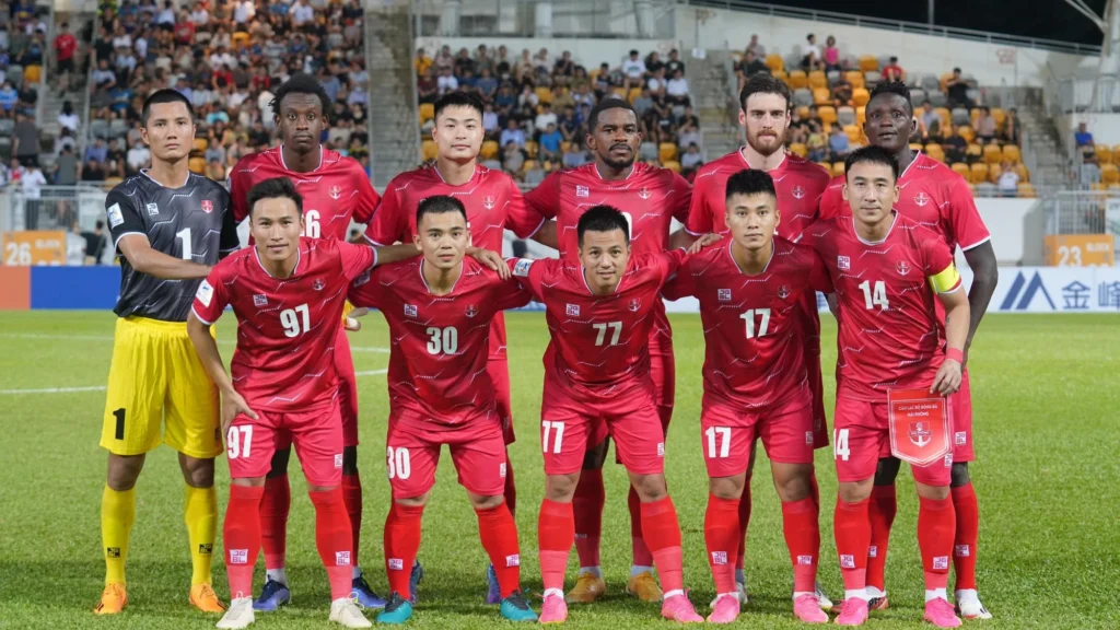 Nam Định định đoạt trận đấu với Hải Phòng ngay trong hiệp 1 khi dẫn trước 3 bàn cách biệt. Ảnh: Vietnamnet.