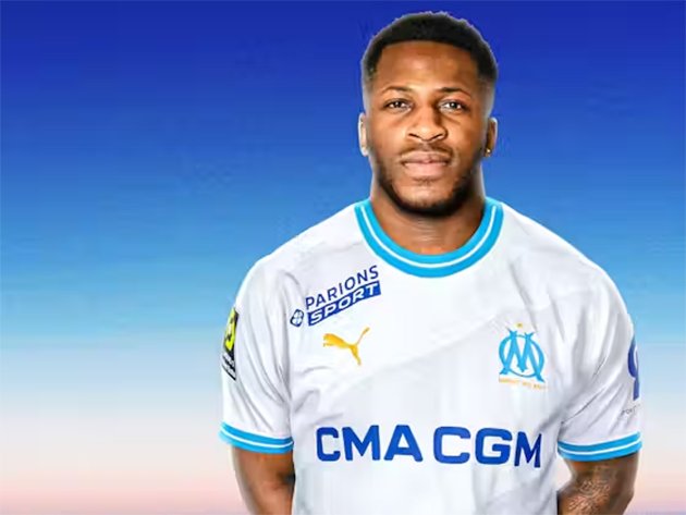 Marseille chính thức ký hợp đồng với Quentin Merlin.
