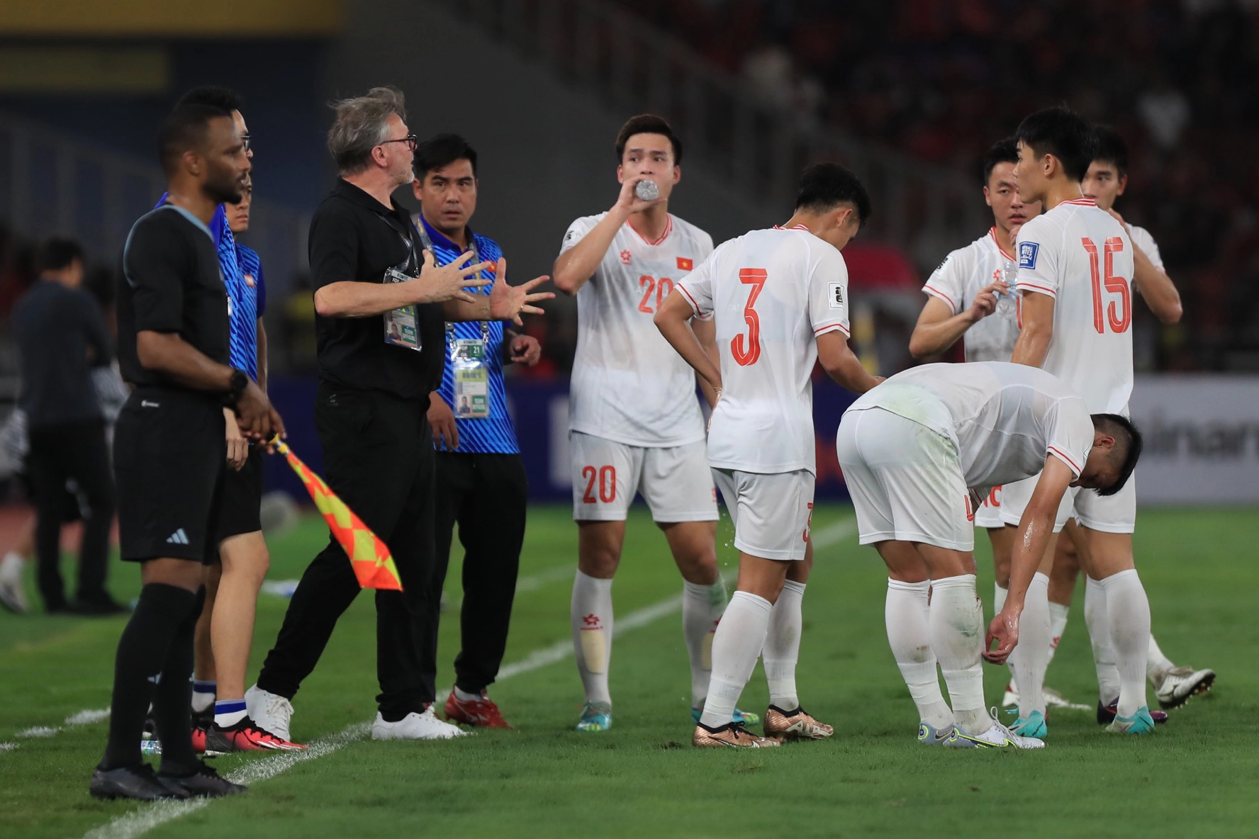 Người đại diện của Quang Hải phản ứng sau trận thua của Việt Nam trước Indonesia
